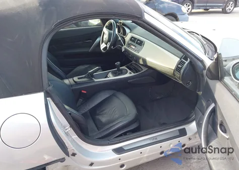 2005 BMW Z4 2.5I из США, поврежденный, VIN 4USBT33585LR71241